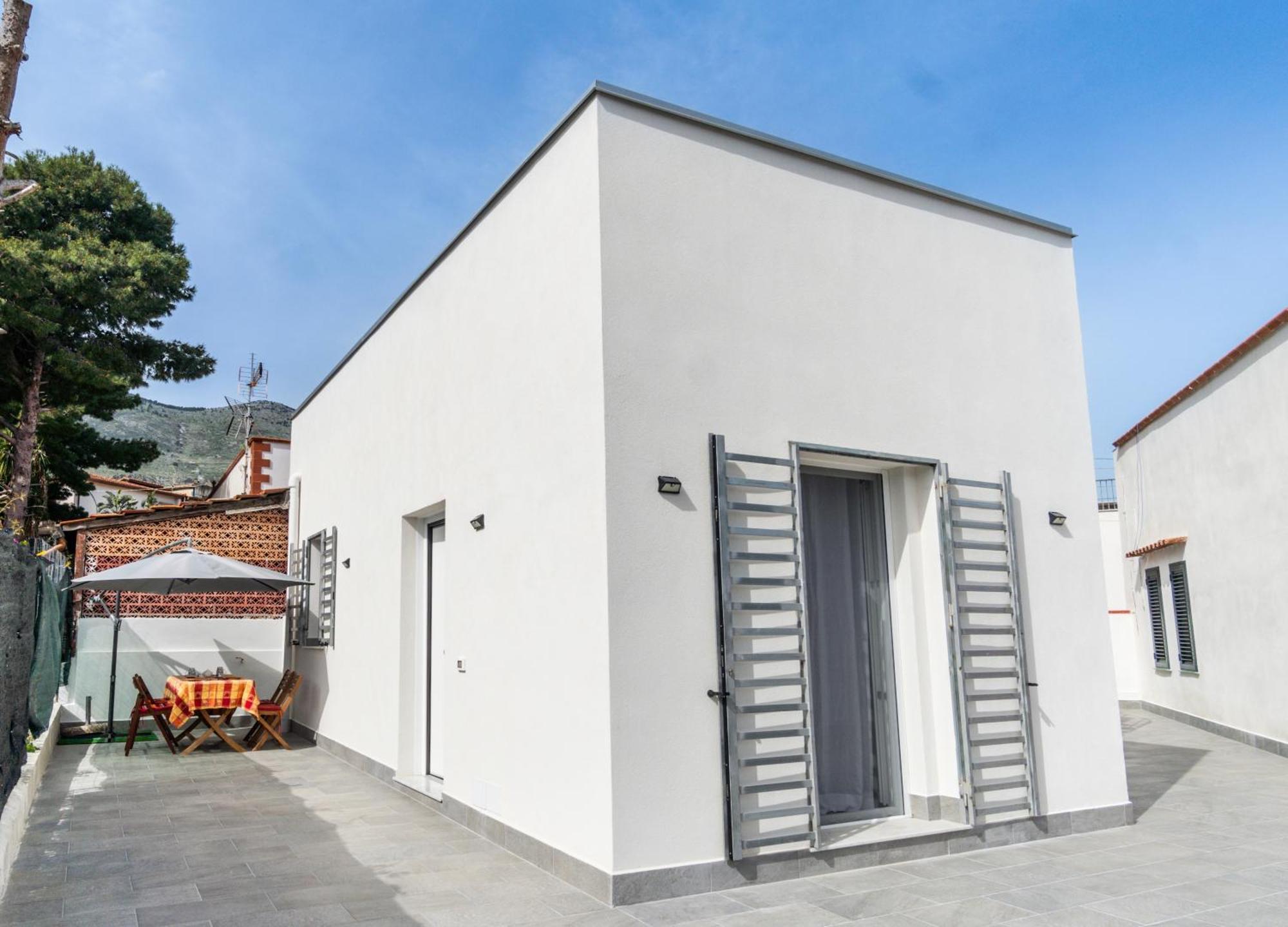 Nika Nika Holiday House Carini Exterior photo